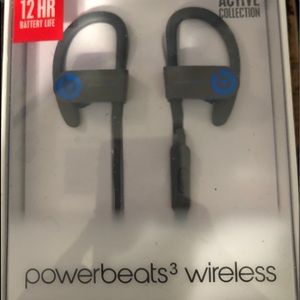 PowerBeats 3 Wireless New in Box Never Used